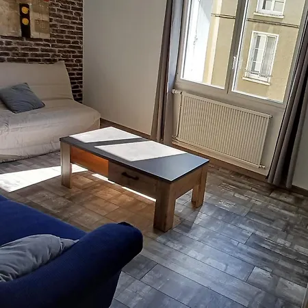L'escapade Courteline Apartman *